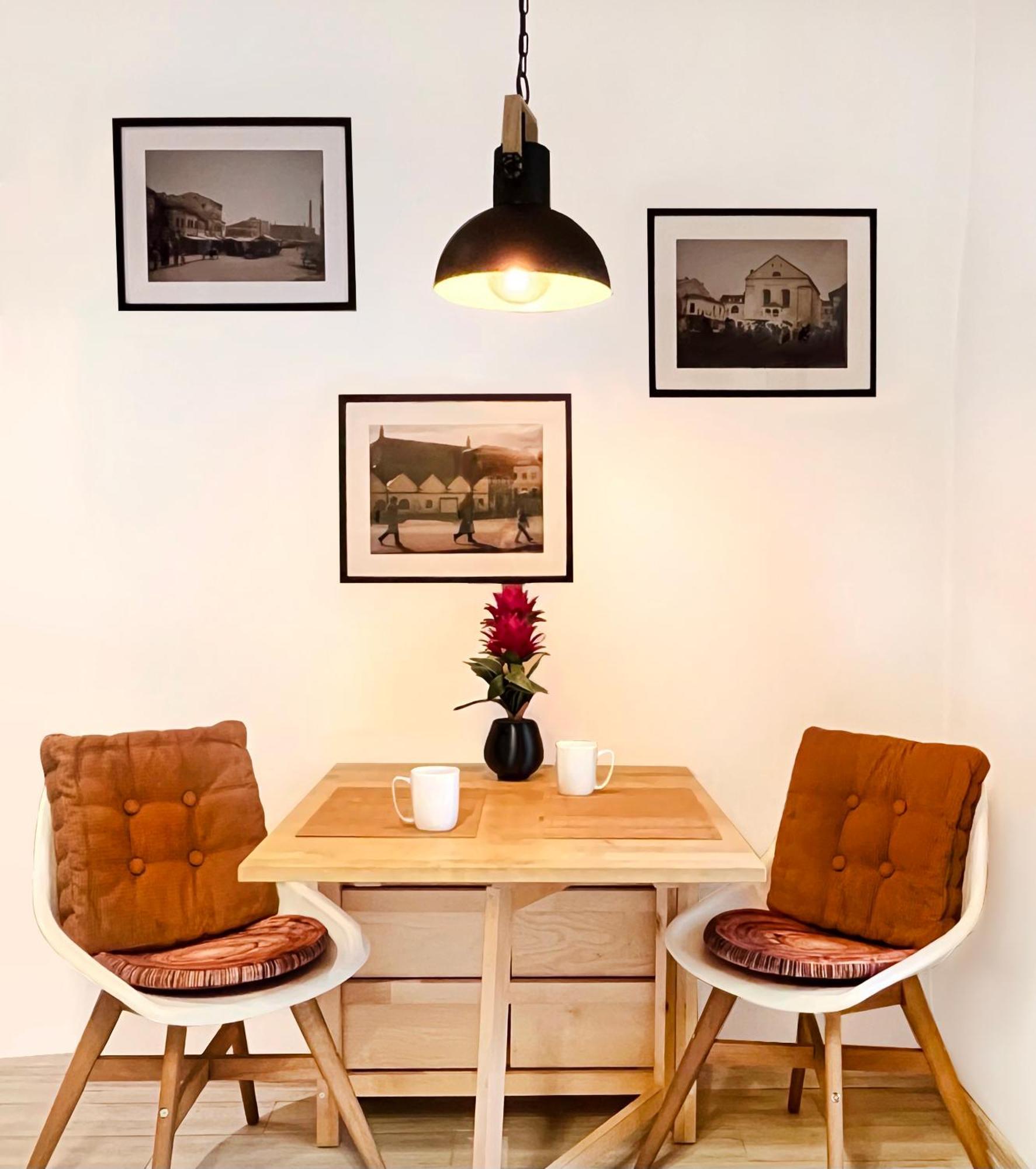 2-Room Apartment With Kitchen, Heart Of Cracow Old Town Краков Экстерьер фото